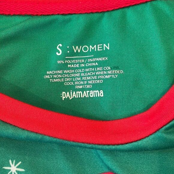 NWOT Long Raglan Sleeve (Red) Body (Green) Team Santa Christmas Tee Size Small - Picture 3 of 3